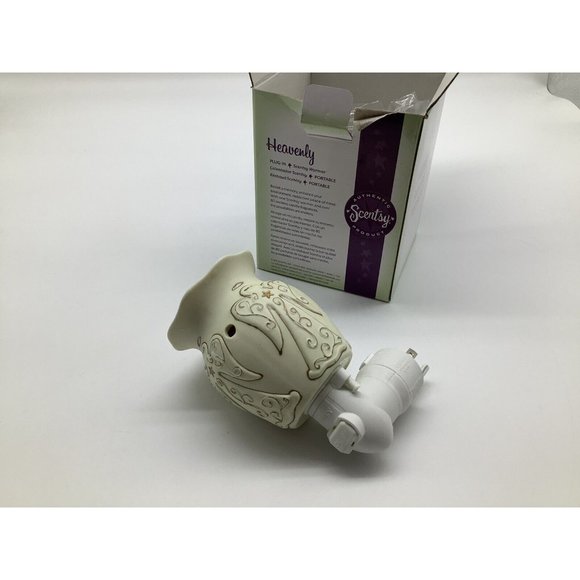 Scentsy Warmer Heavenly Angel Plug-In Cream And Gold Retired 2010 Nightlight - Picture 6 of 15